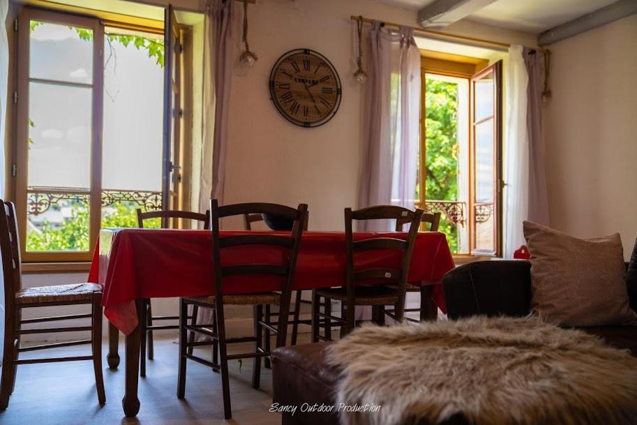 les tilleuls Besse-et-Saint-Anastaise Extérieur photo