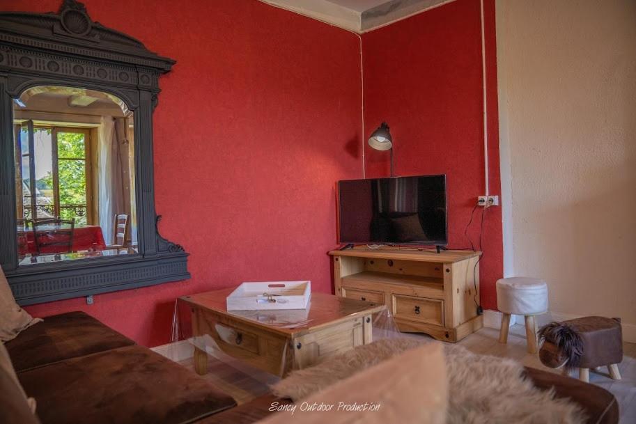 les tilleuls Besse-et-Saint-Anastaise Extérieur photo