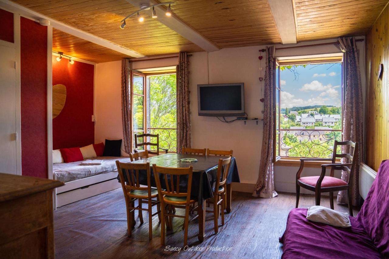 les tilleuls Besse-et-Saint-Anastaise Extérieur photo
